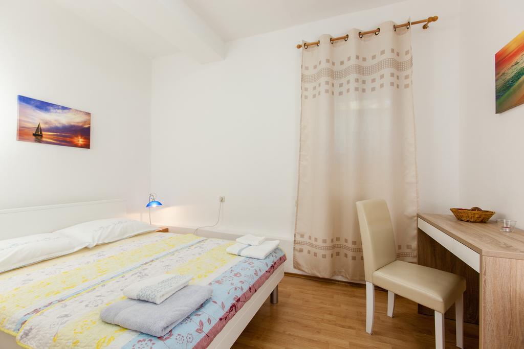 Apartments Ivica Сплит Екстериор снимка